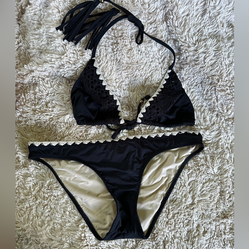 Bathing suit